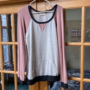 Super soft tunic length elbow patch top